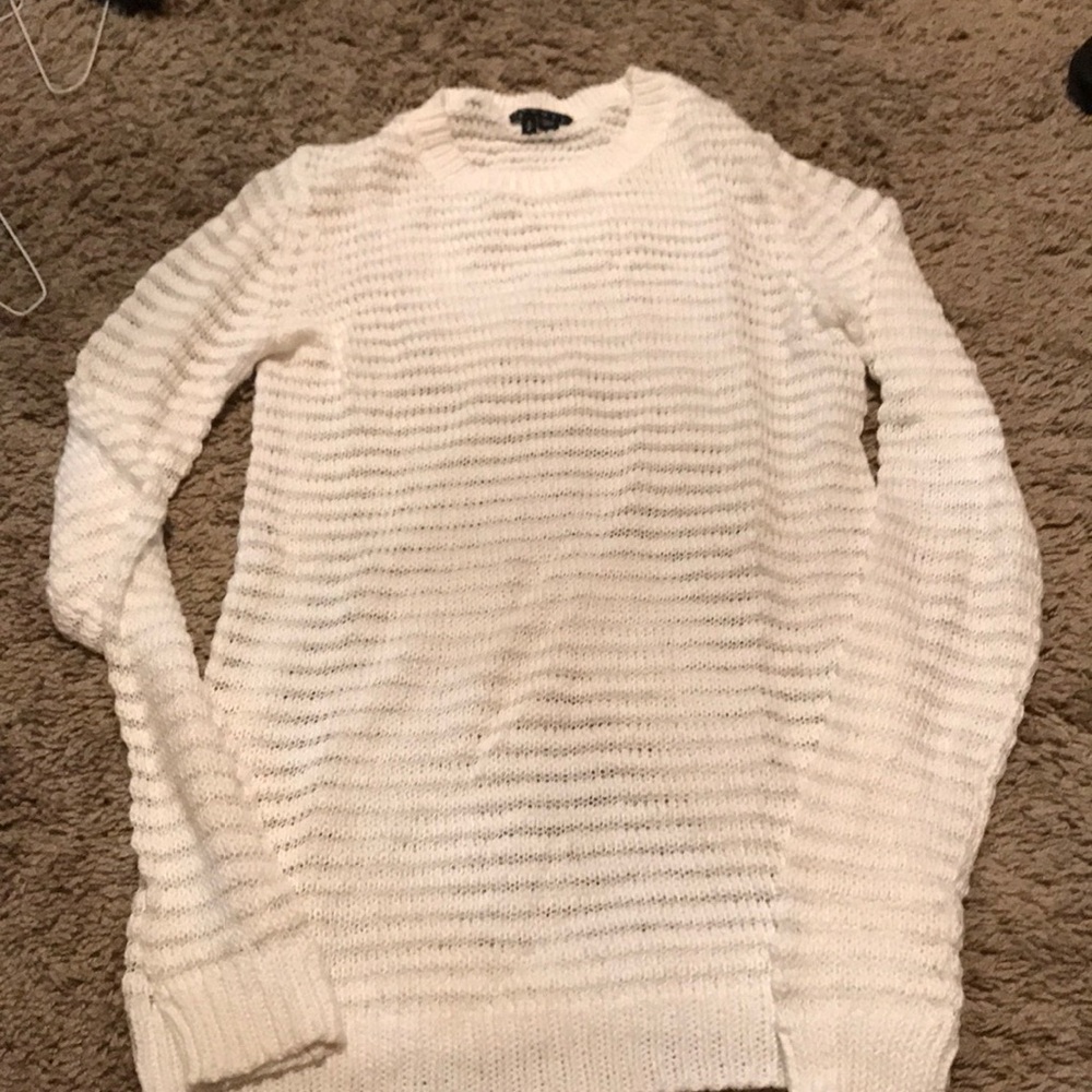 Theory white knit sweater s/p